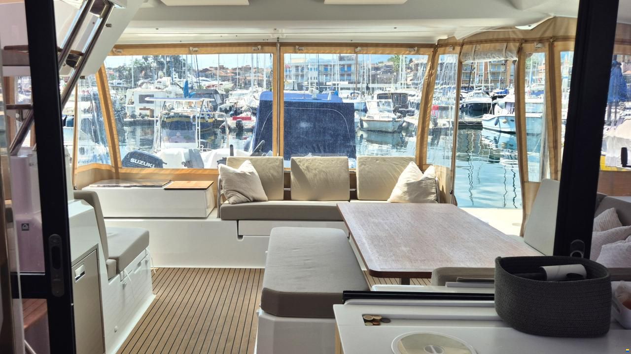 Fountaine Pajot Astrea 42