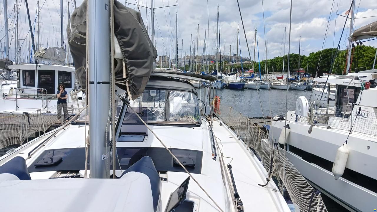 Dufour 470