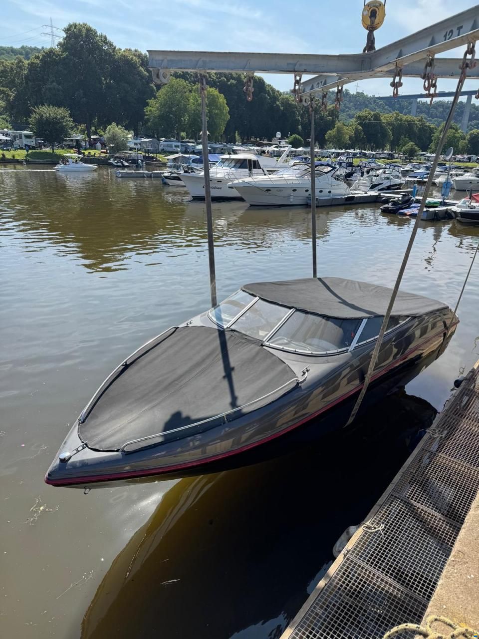 Rinker Captiva 232