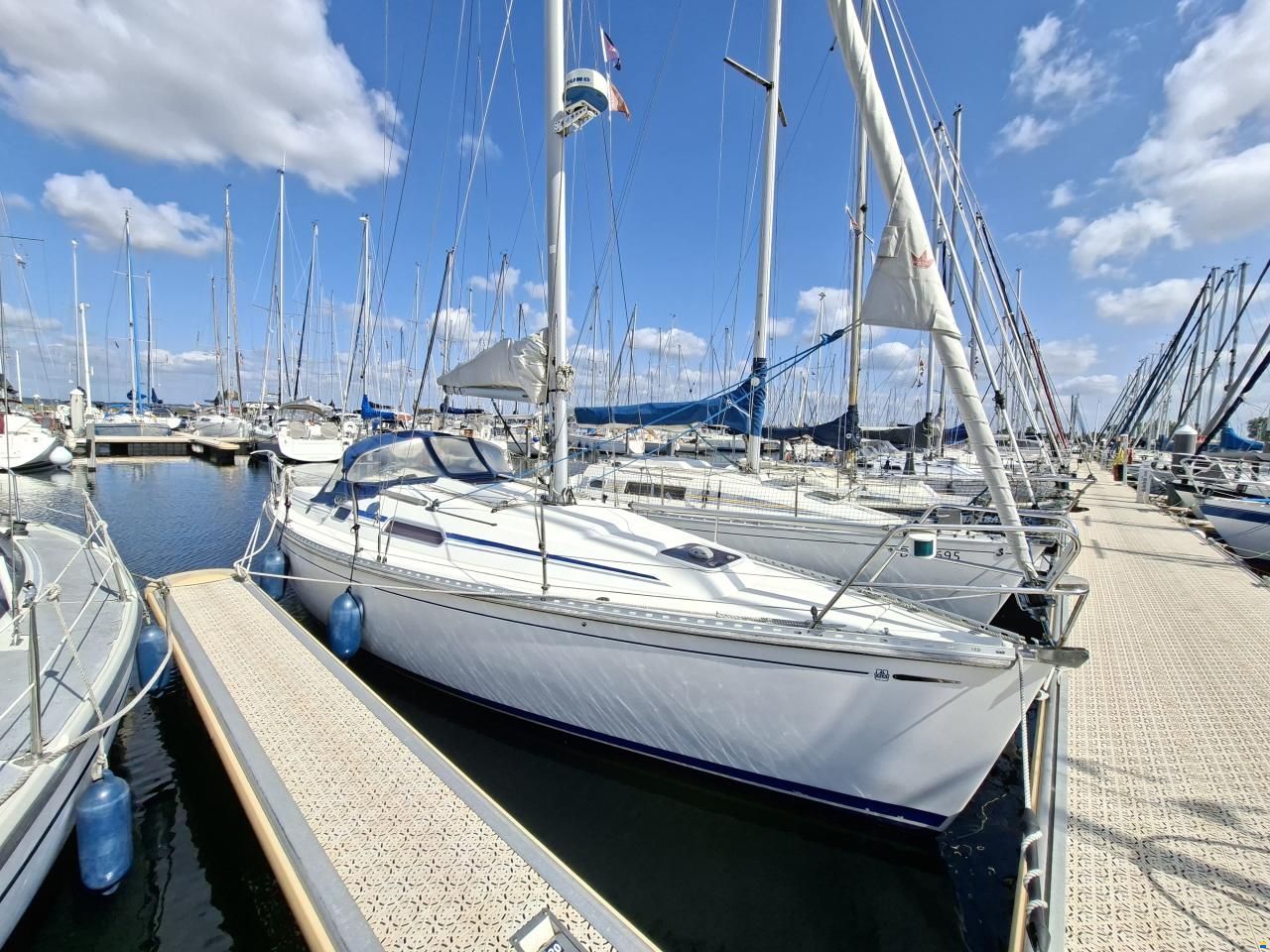 Dufour 30 Classic