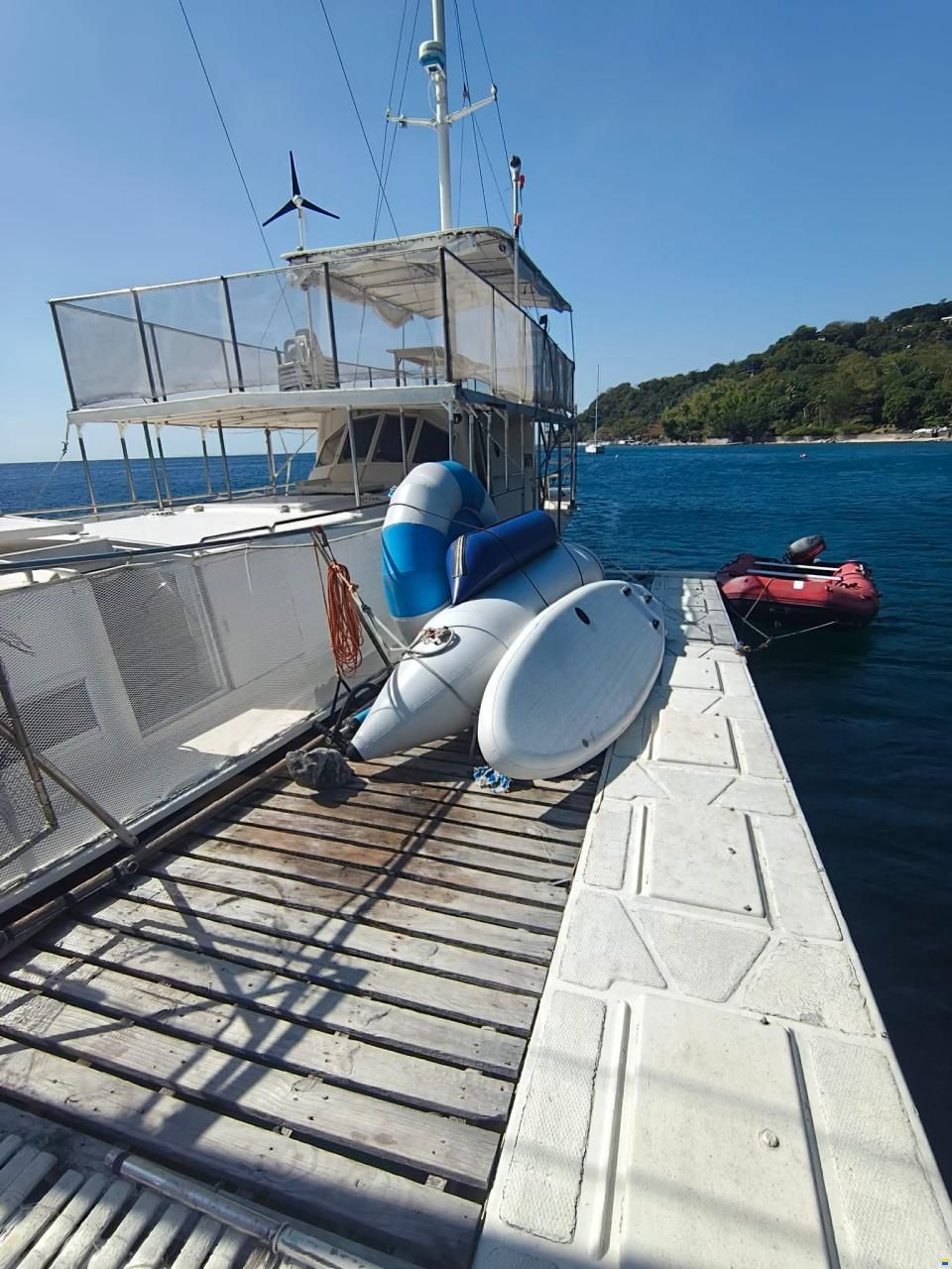 60ft Trimaran Spacious Motorsailer