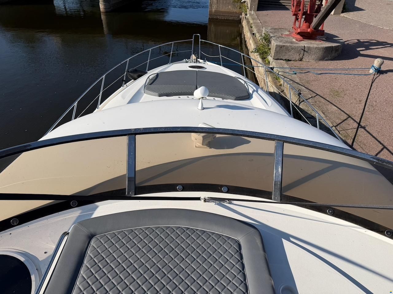 Sunseeker Manhattan 64