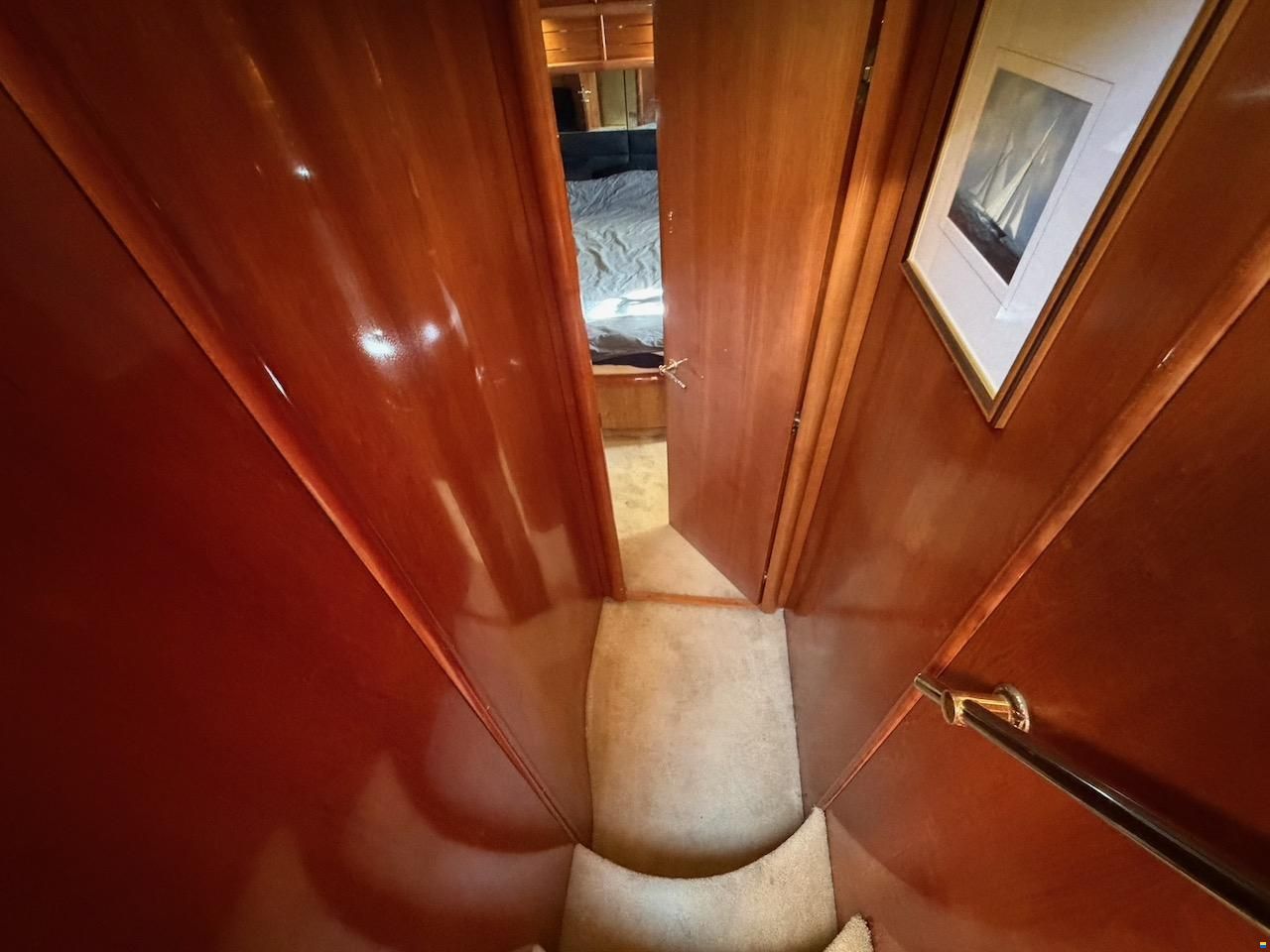 Sunseeker Manhattan 64