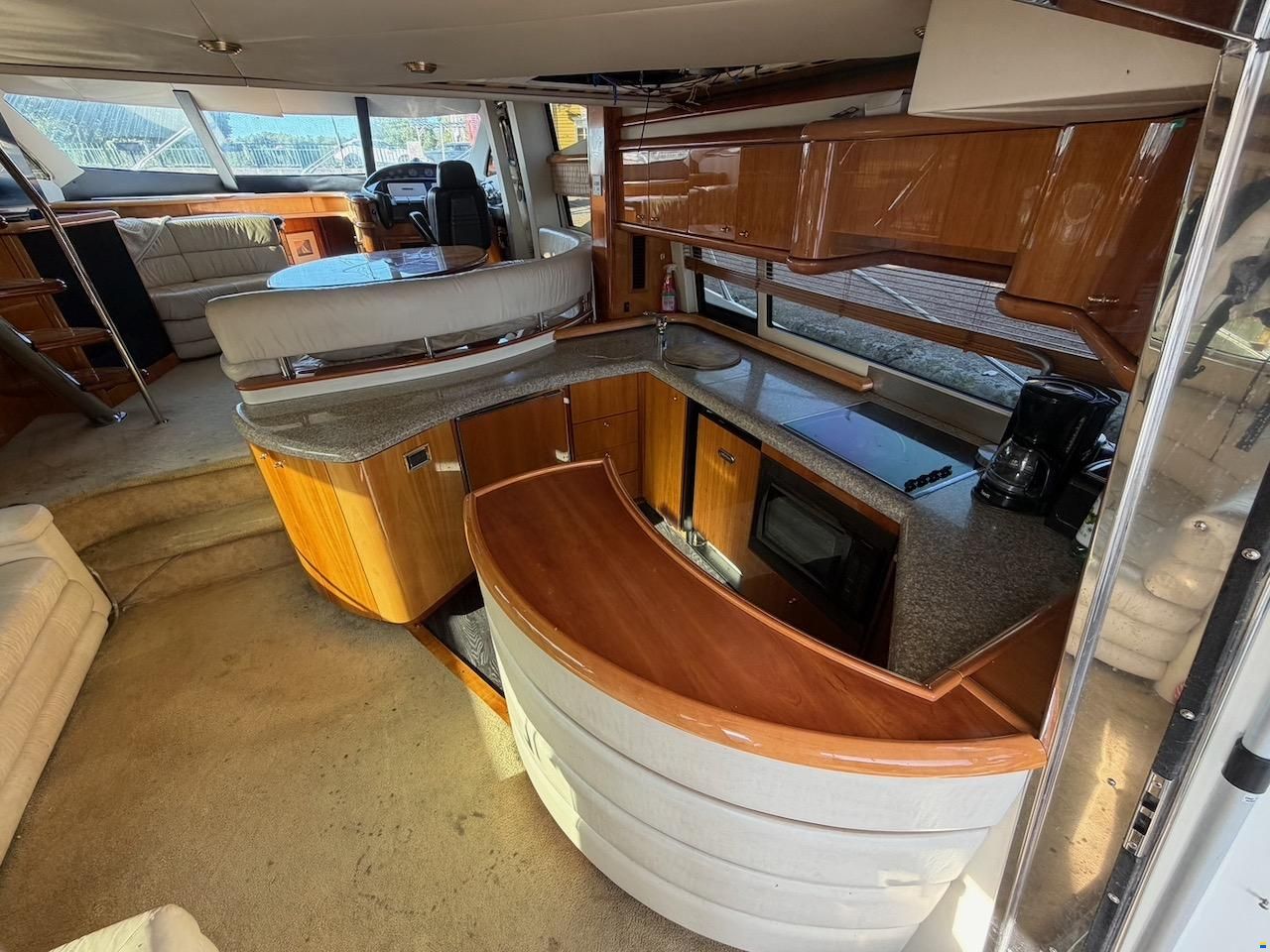 Sunseeker Manhattan 64