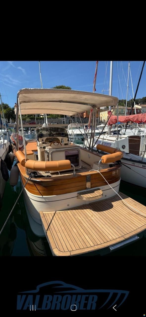 Cantieri Tirrenia Viveur 28 Open