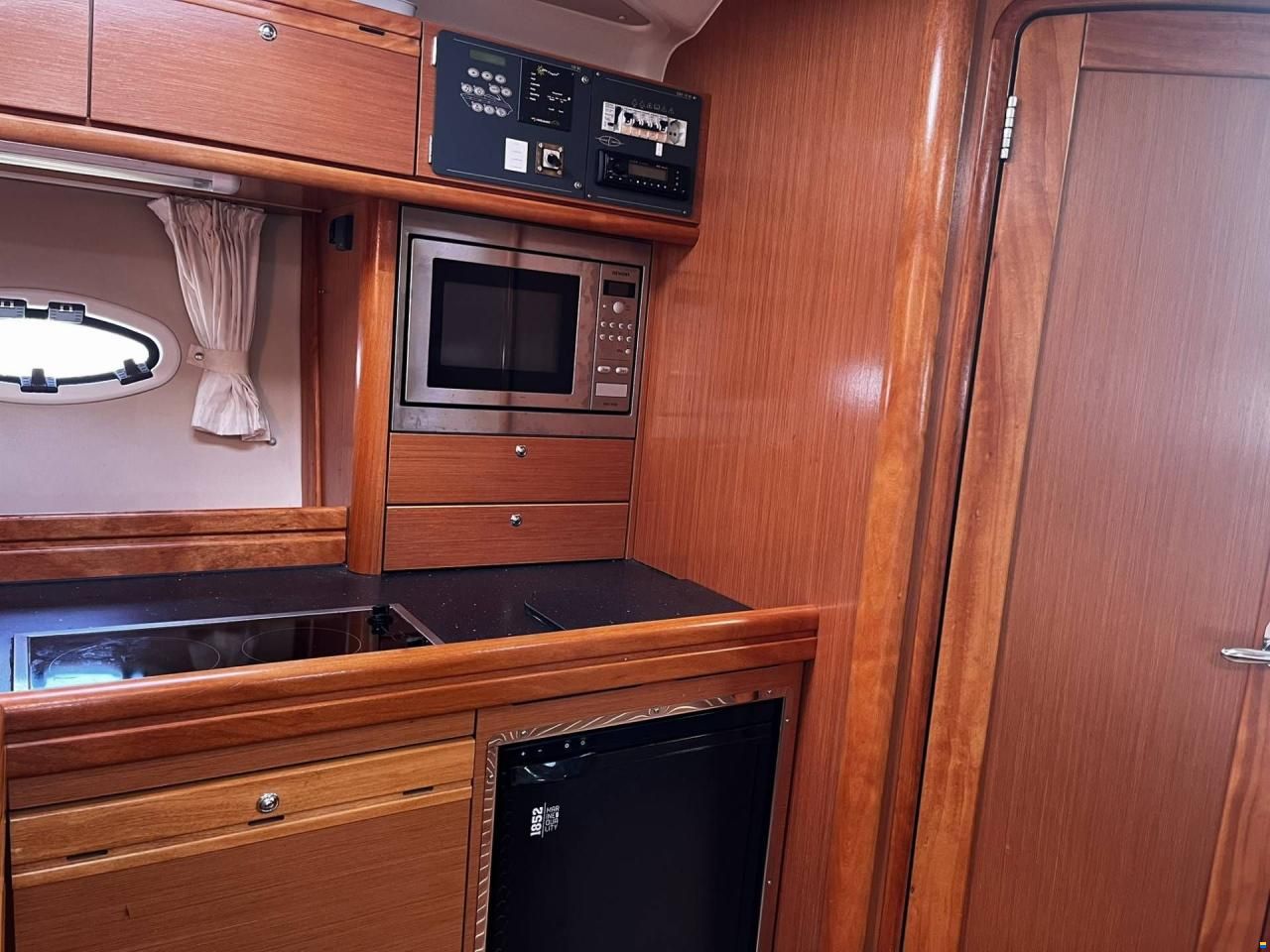 Bavaraia 37HT Sport