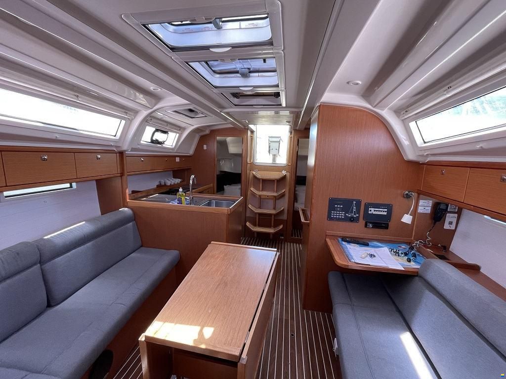Bavaria 37 Cruiser