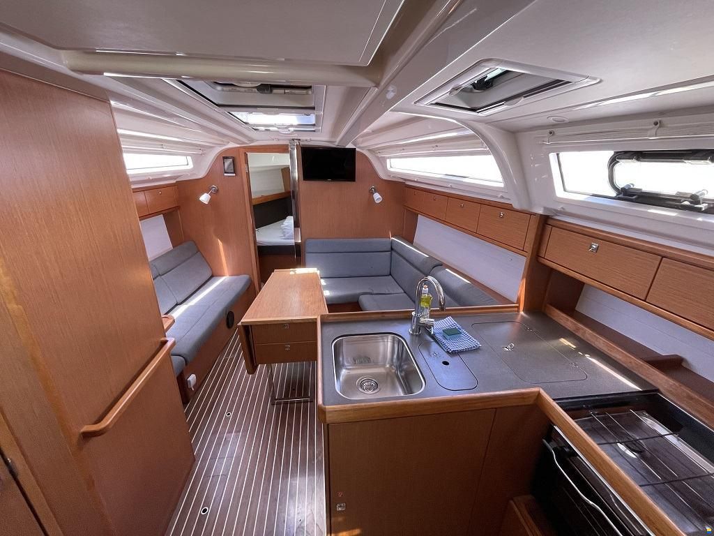 Bavaria 37 Cruiser