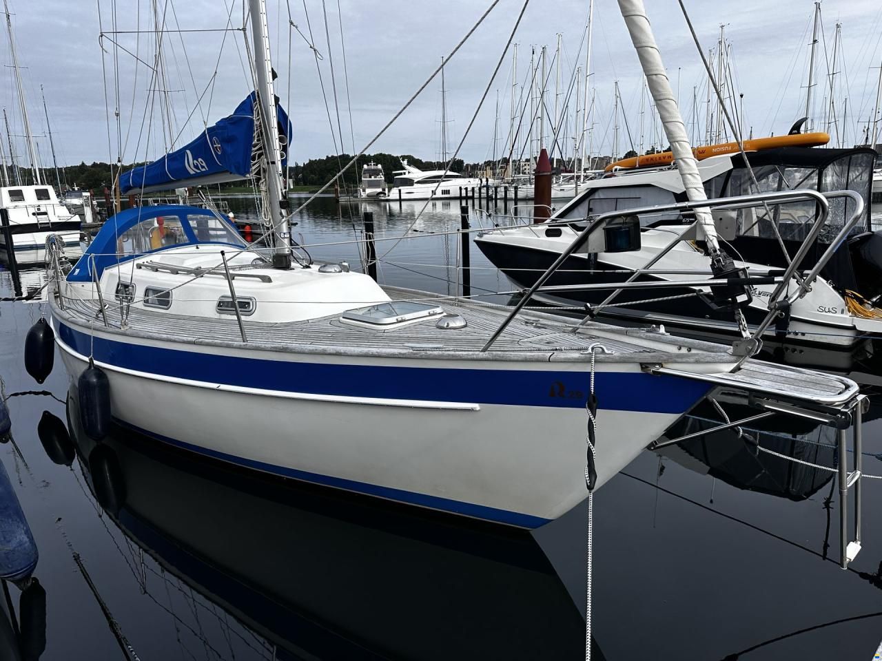 Hallberg-Rassy Hallberg Rassy 29 Scandinavia