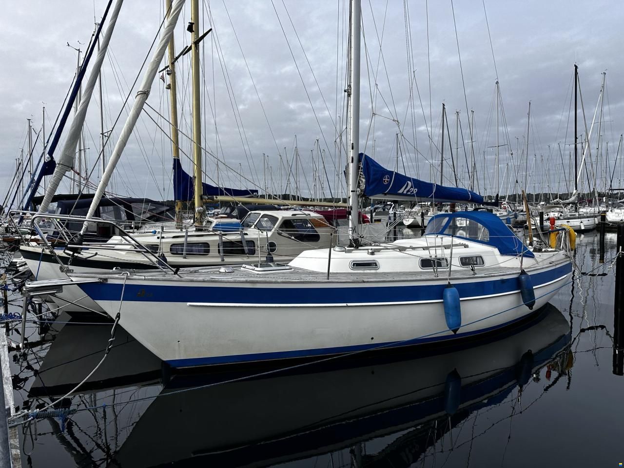 Hallberg-Rassy Hallberg Rassy 29 Scandinavia