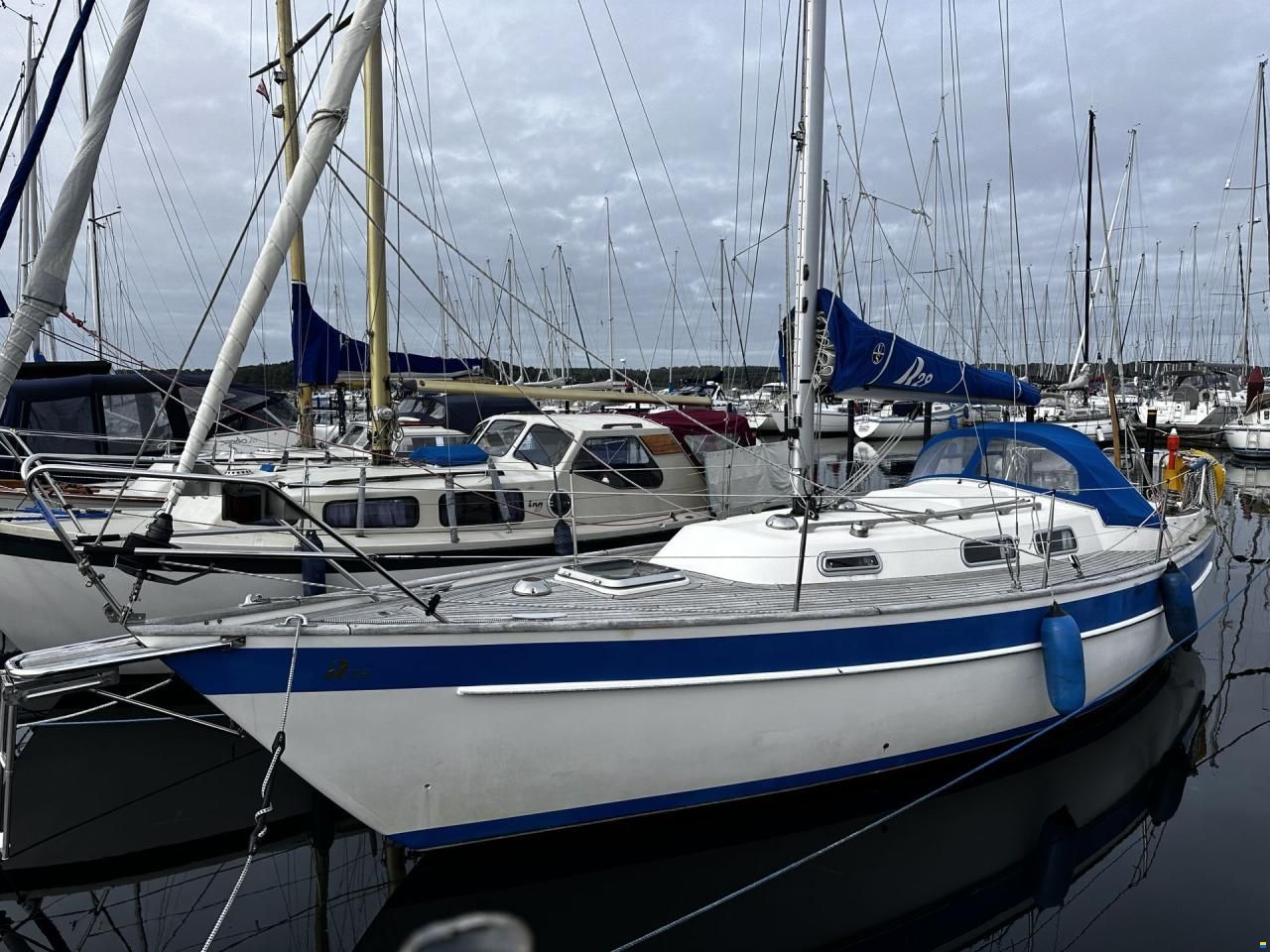 Hallberg-Rassy Hallberg Rassy 29 Scandinavia