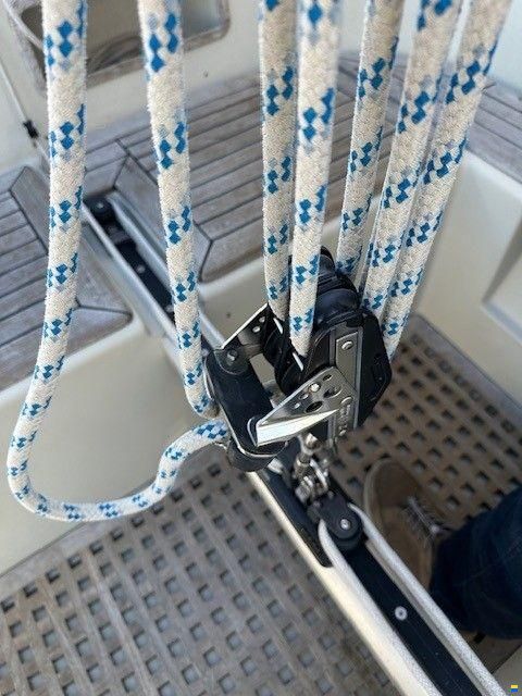 Sagitta 35