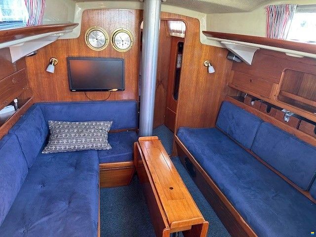 Sagitta 35