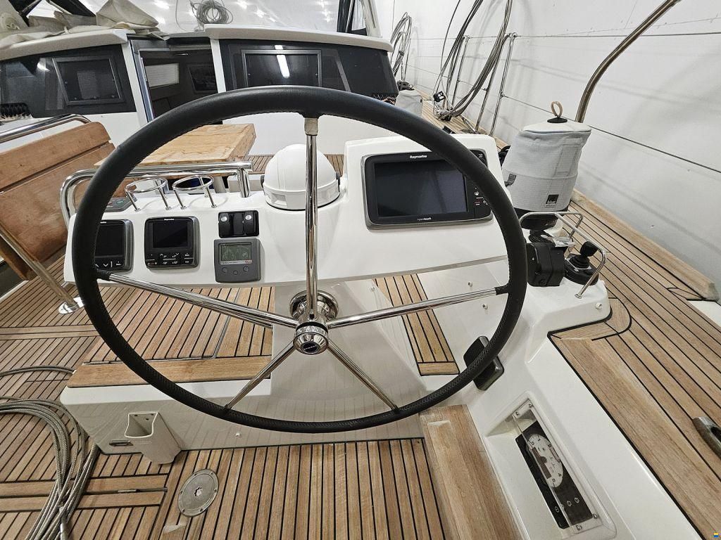 Beneteau Sense 50