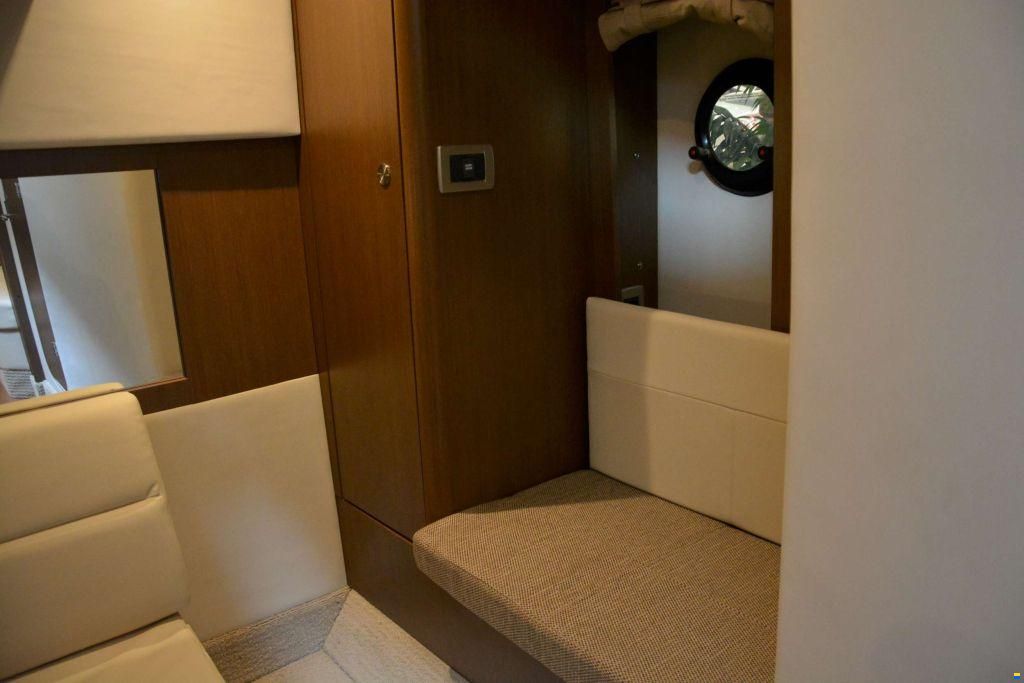 Sea Ray 350 Sundancer