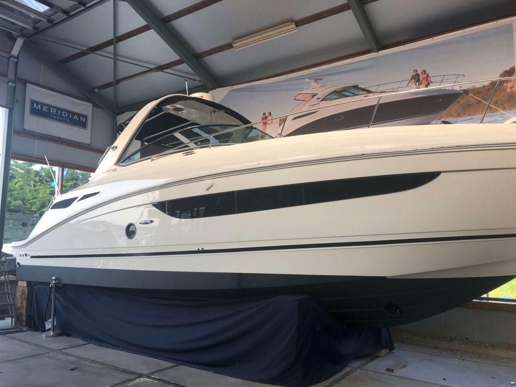 Sea Ray 350 Sundancer