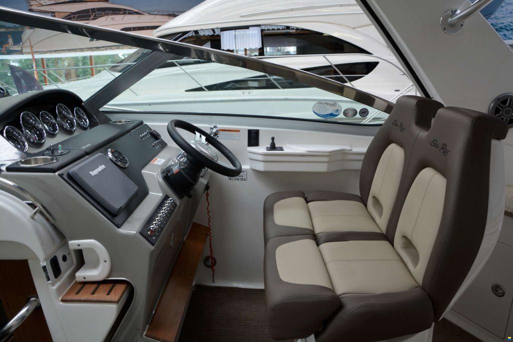 Sea Ray 350 Sundancer