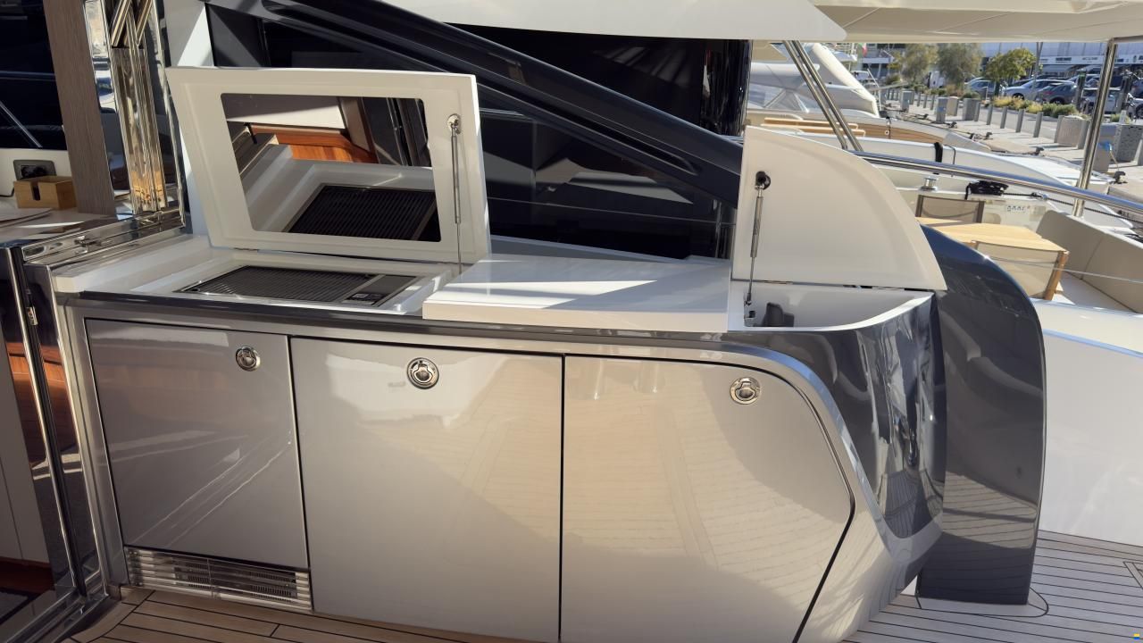 Princess V55