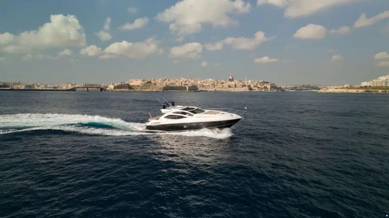 Sunseeker Predator 64