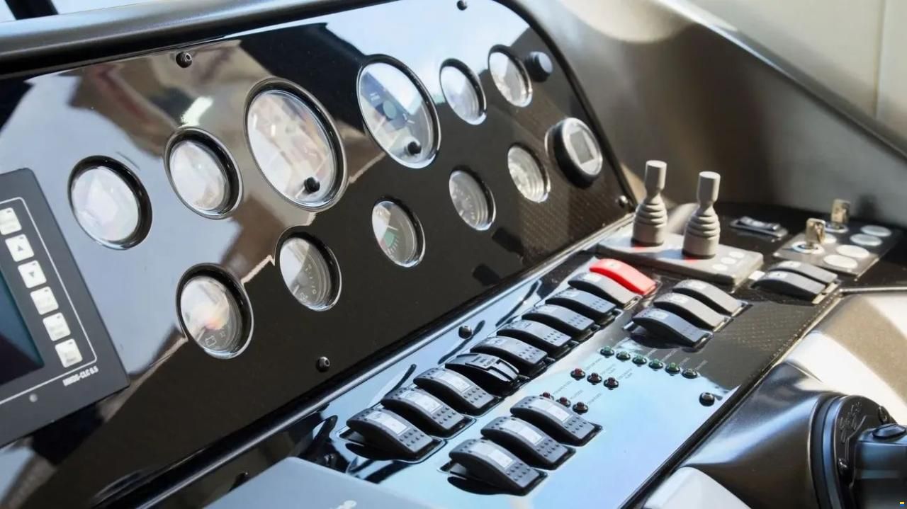 Sunseeker Predator 64