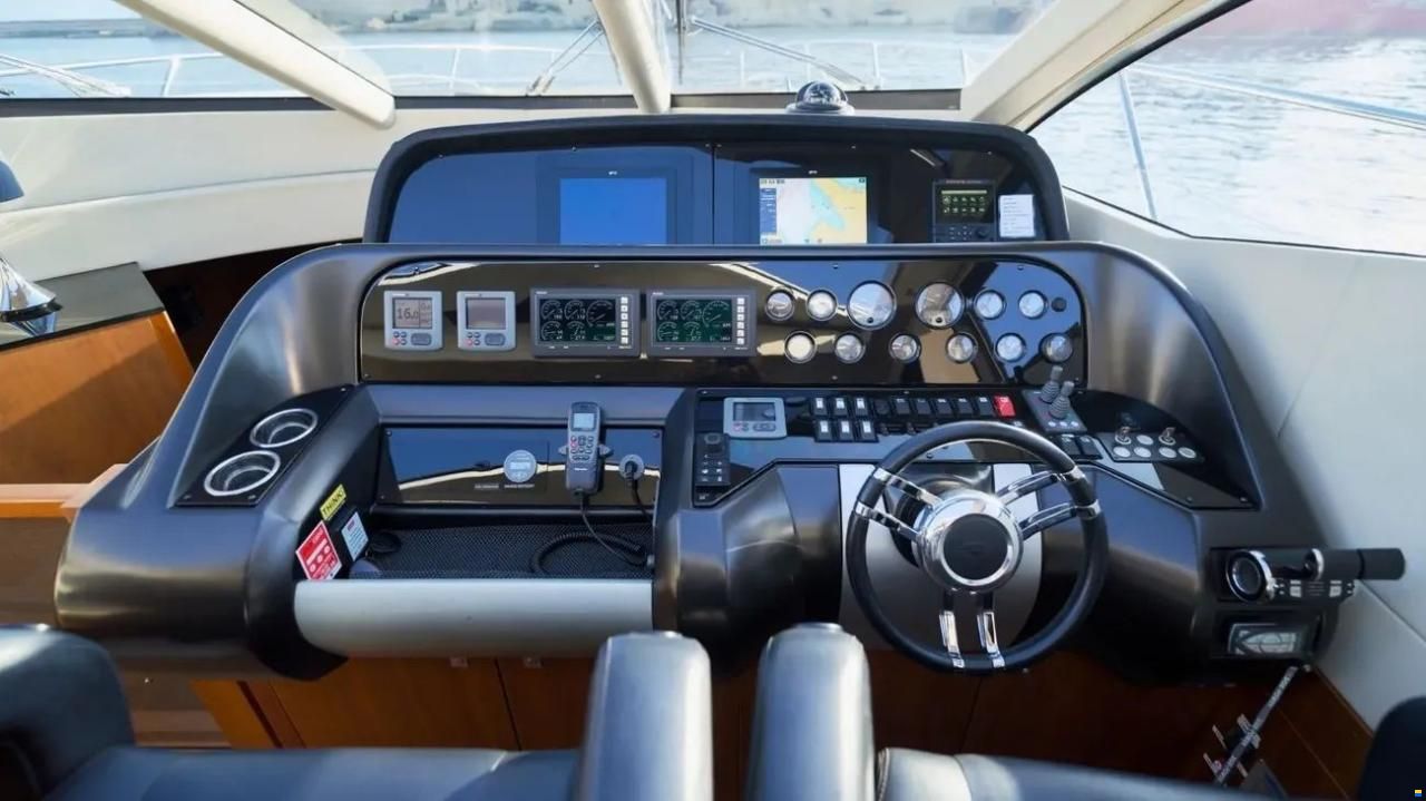 Sunseeker Predator 64