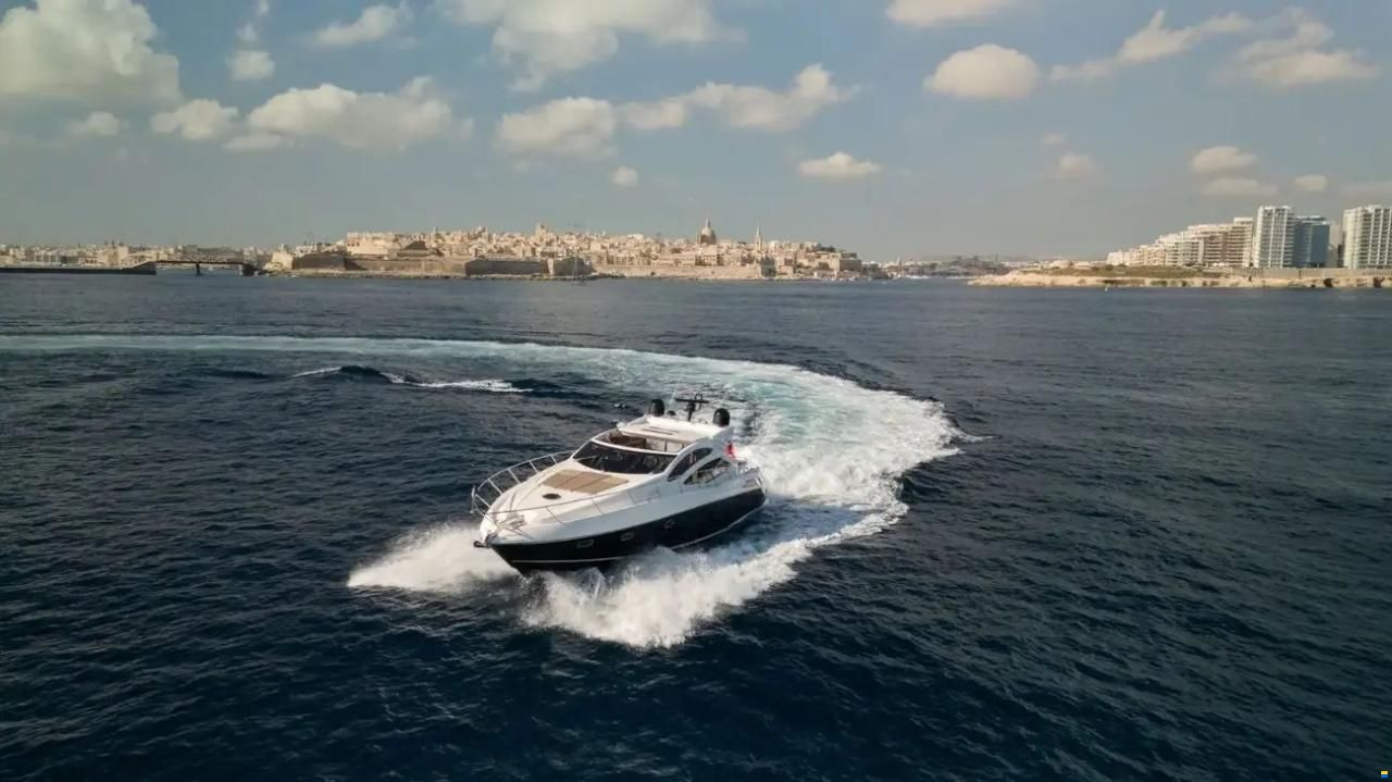 Sunseeker Predator 64