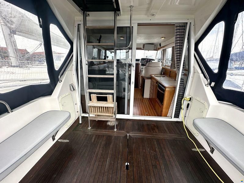 Riviera 925 Flybridge