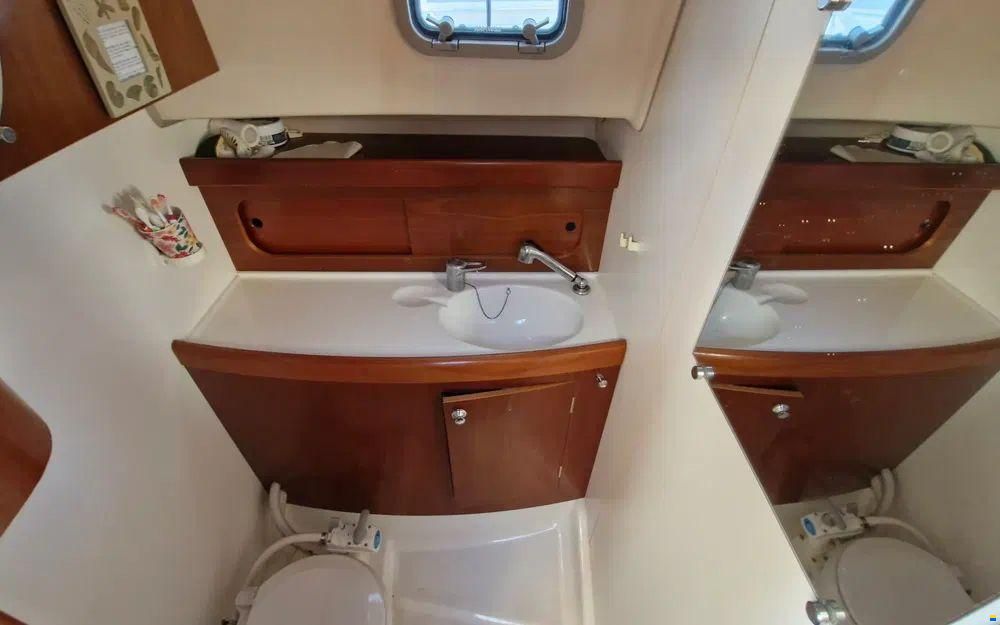 Beneteau Antares Serie 9