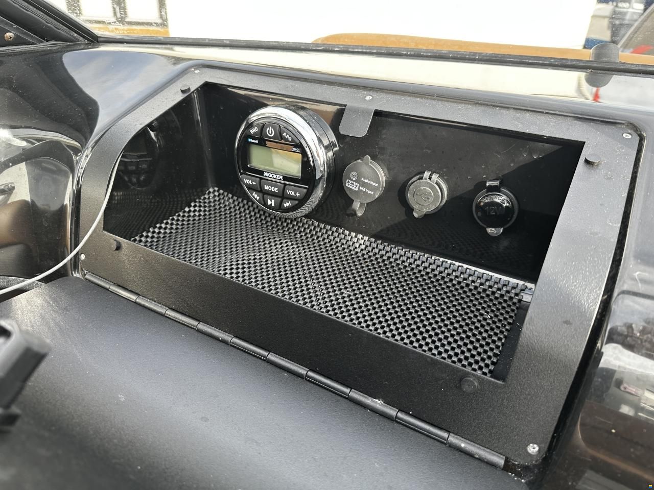 Glastron GT 205 Limited, MerCruiser 4.5 MPI 200 H