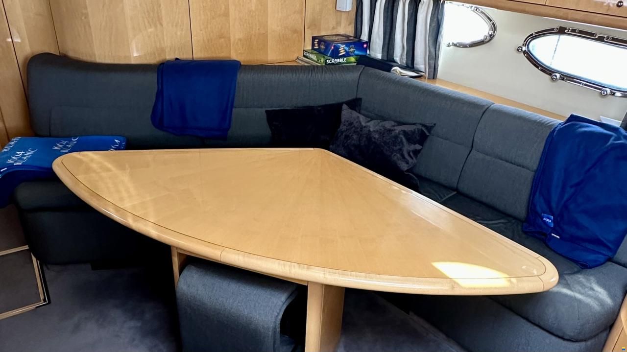 Sunseeker Portofino 53
