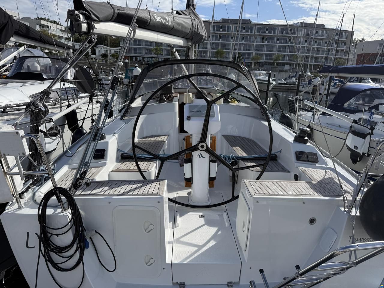 Hanse 355