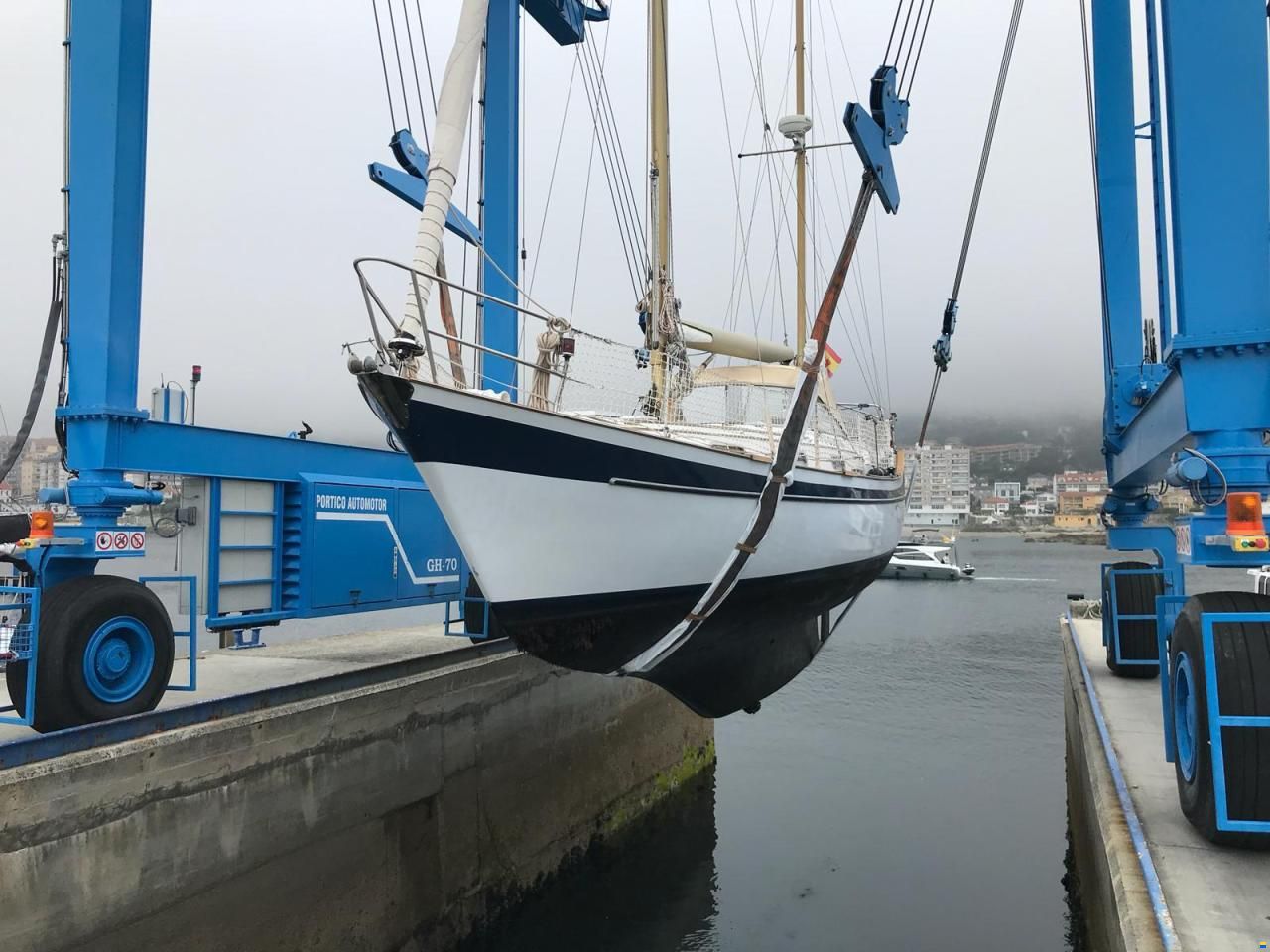 Anne Wever KETCH TRINTELLA IV