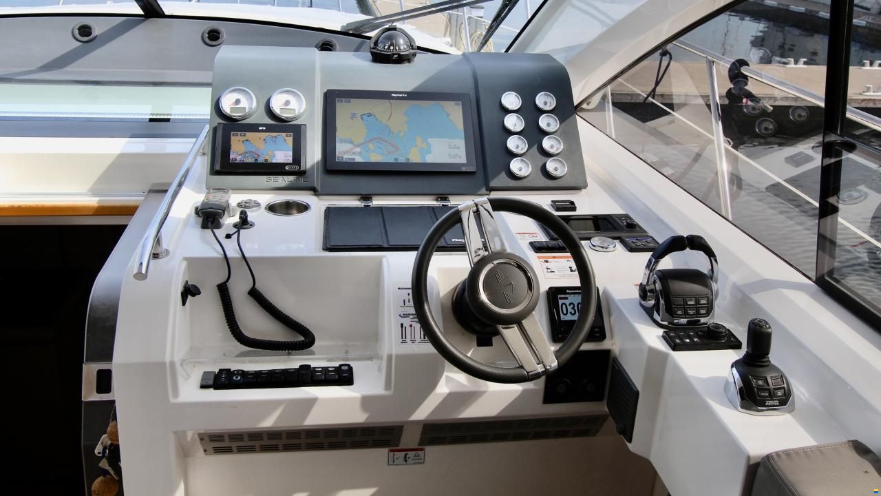 Sealine 47