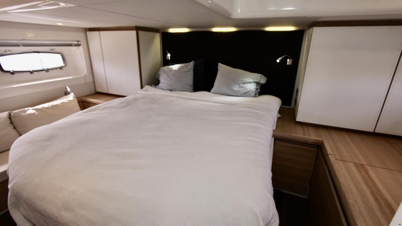 Sealine 47