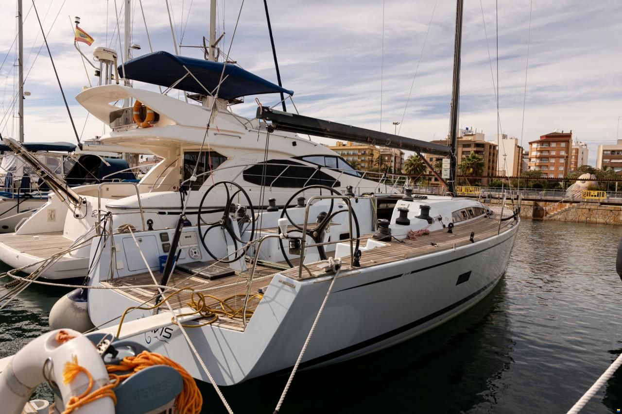 SLY YACHTS 47 Avis