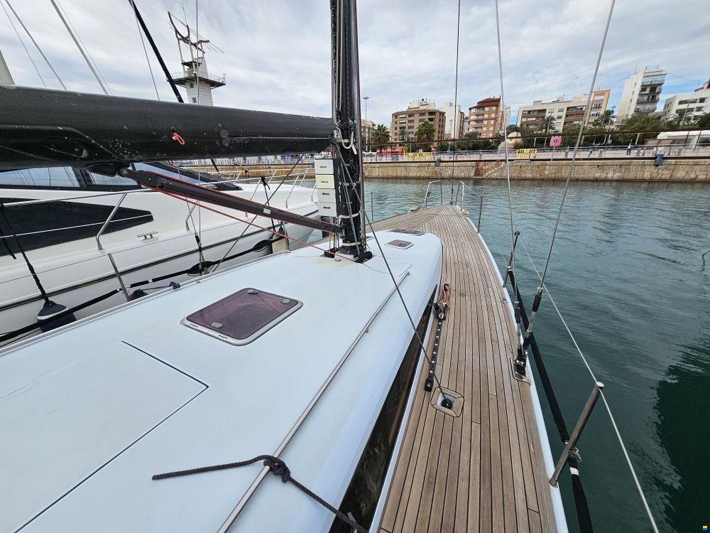 SLY YACHTS 47 Avis