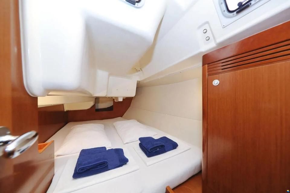Beneteau Oceanis 34