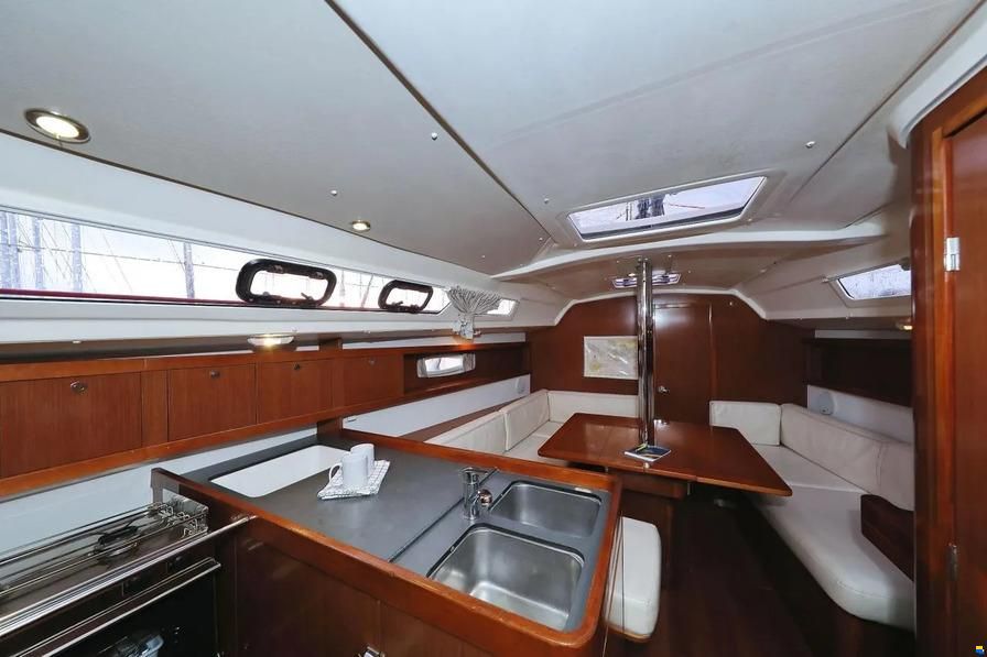 Beneteau Oceanis 34