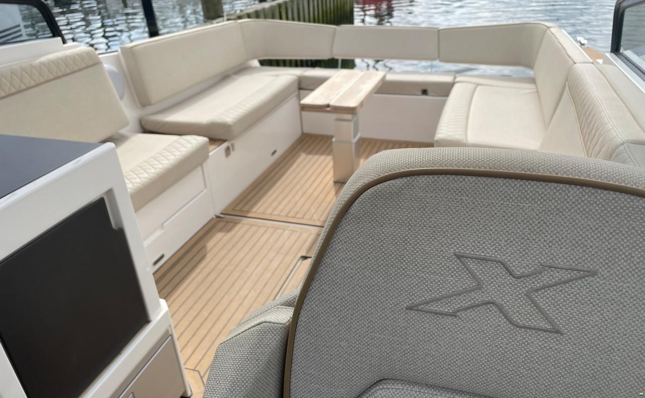 X-Yachts X-Power 33C