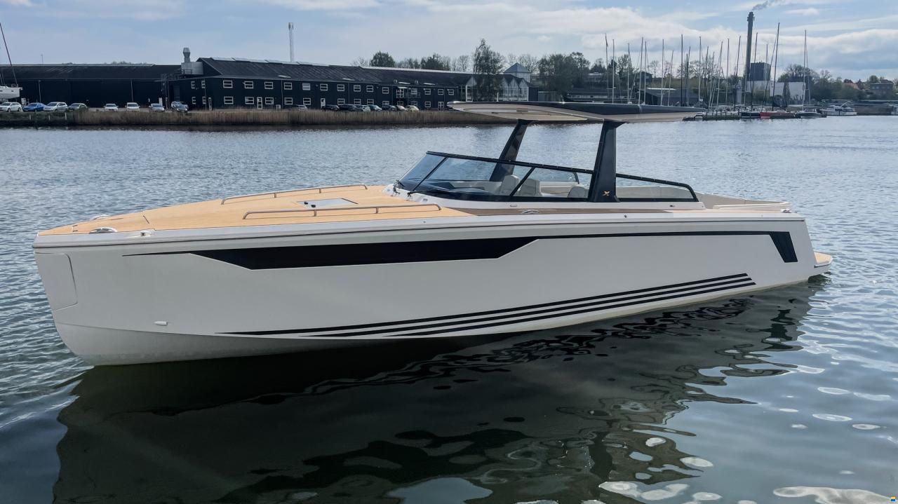 X-Yachts X-Power 33C
