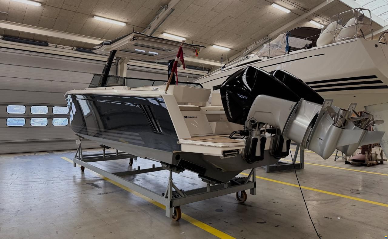 X-Yachts X-Power 33C