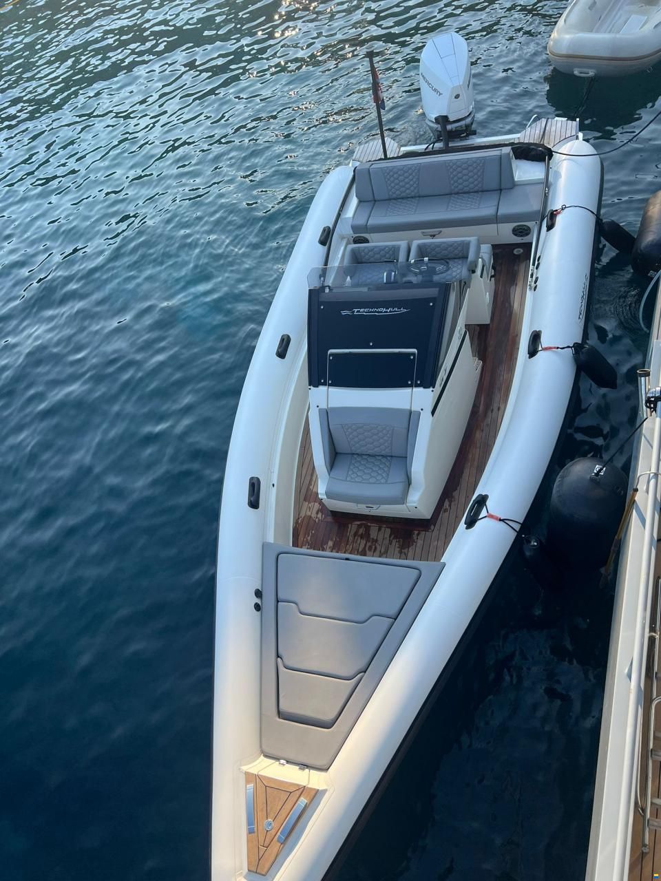 Technohull GT7