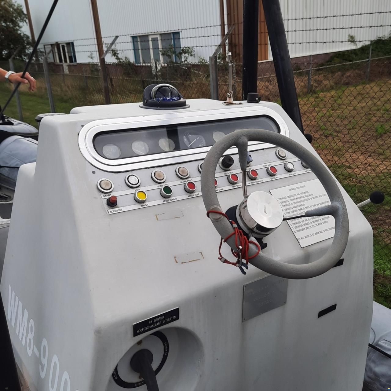 RHIB 700
