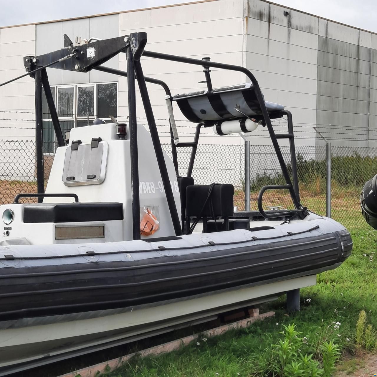 RHIB 700