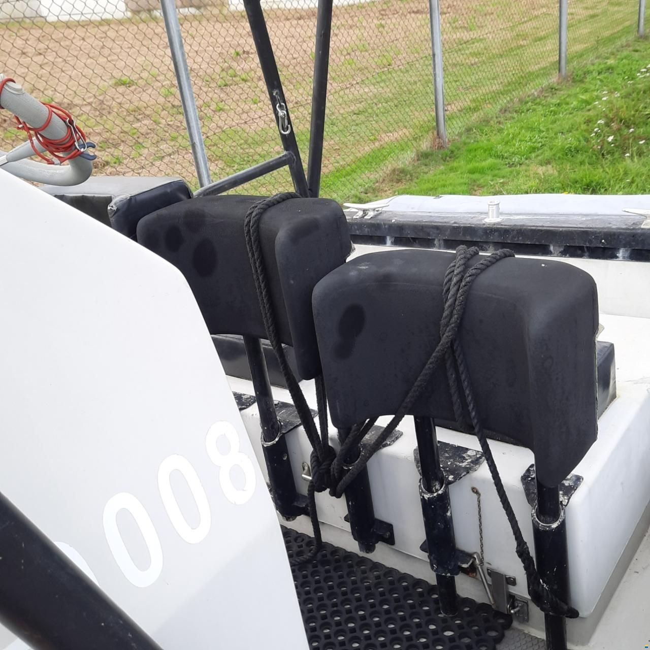 RHIB 700