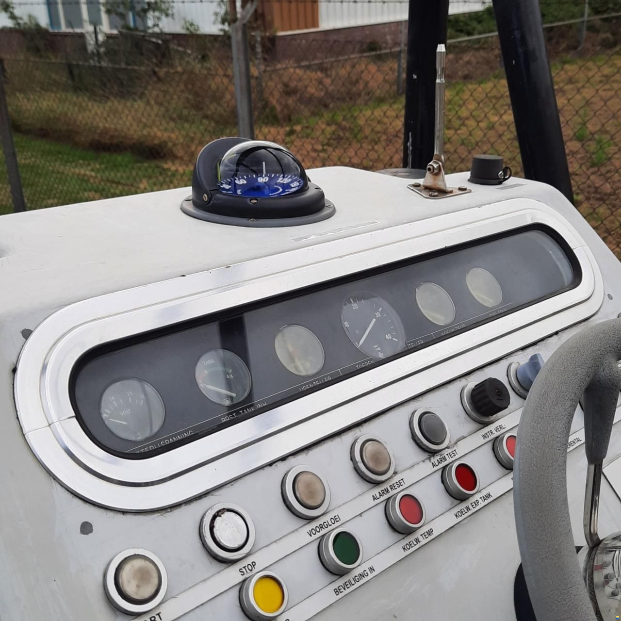 RHIB 700