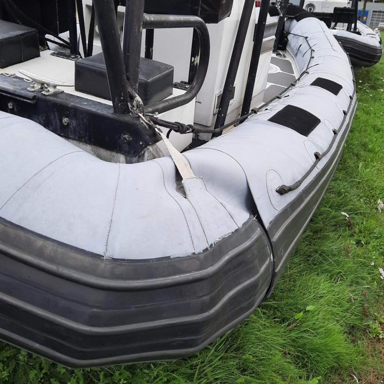 RHIB 700