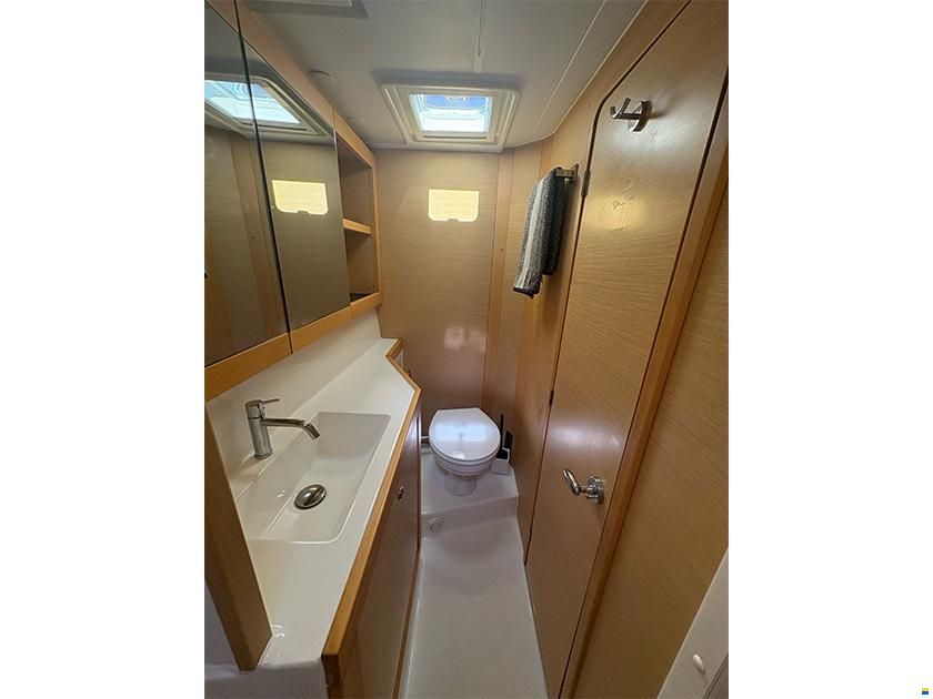 Lagoon 39
