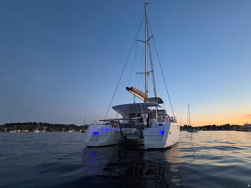 Lagoon 39