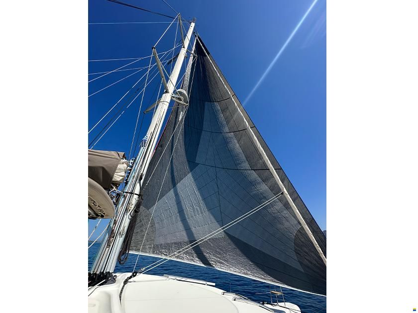 Lagoon 39